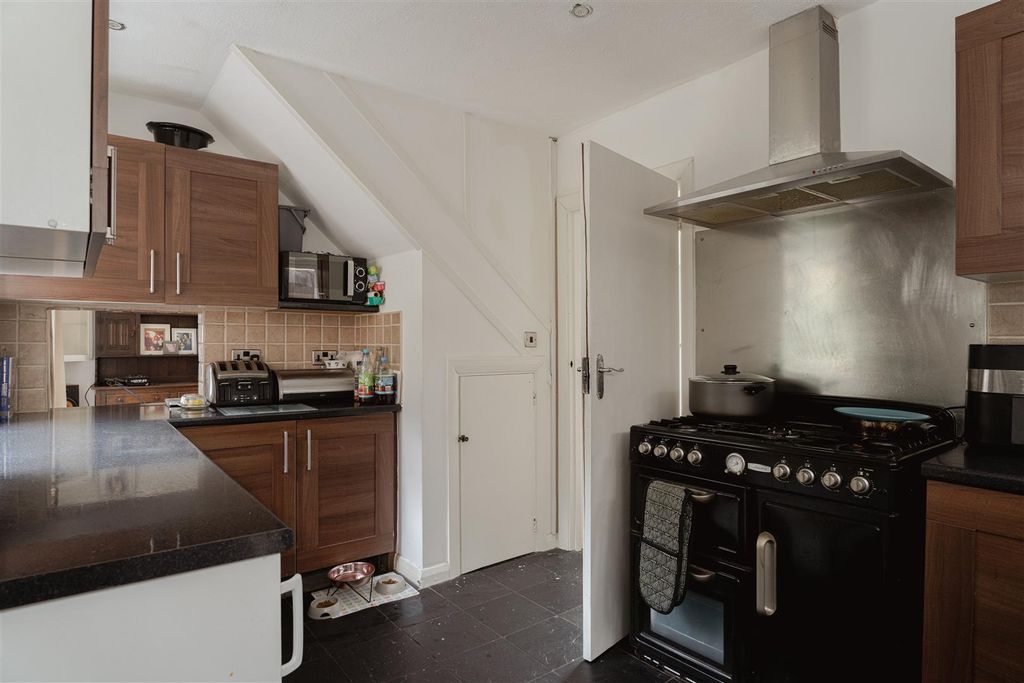 Property photo 2 of 13 6.Jpg