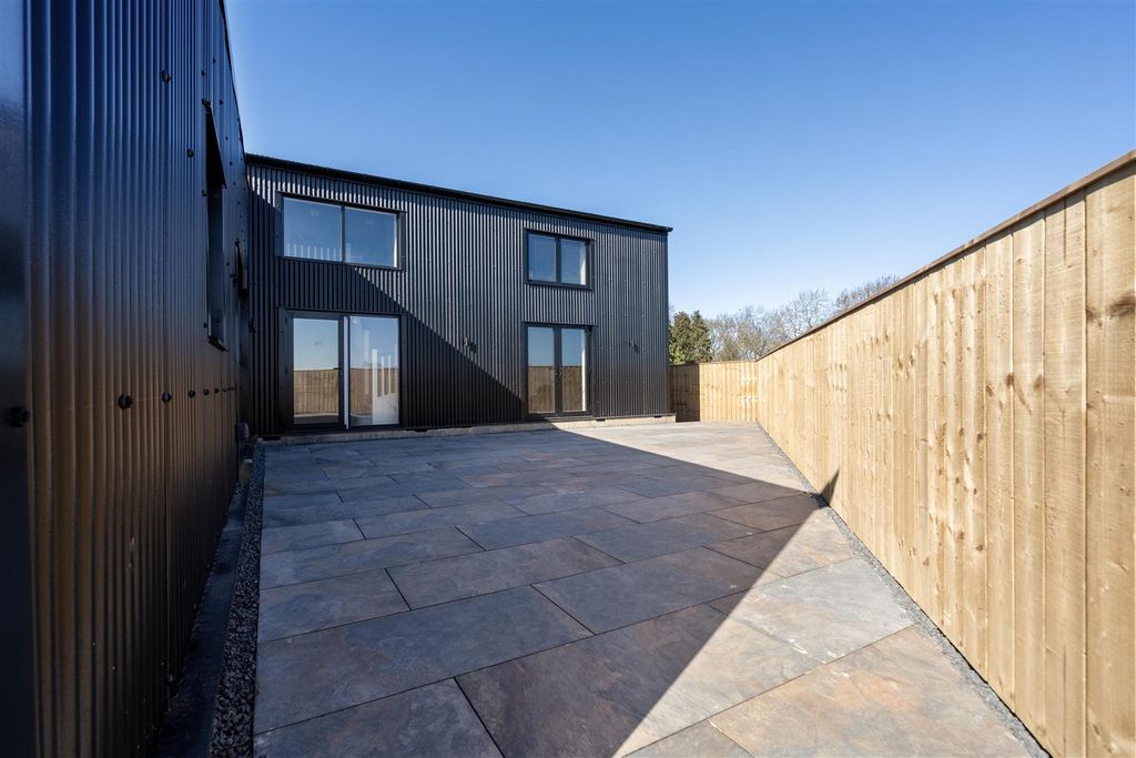 Additional image 16 of 6 bed detached house for saleClickemin, Ponteland, Newcastle Upon Tyne NE20
