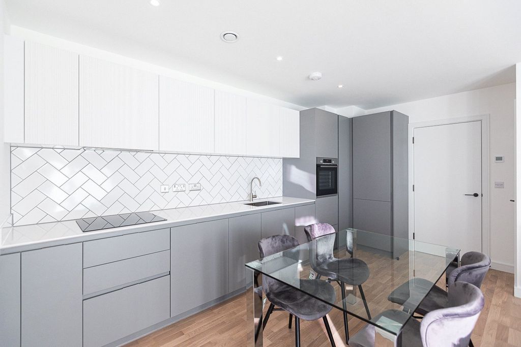 Property photo 1 of 10 Picture No. 15