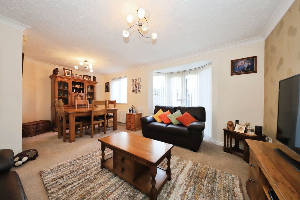 Property photo 2 of 17 Photography