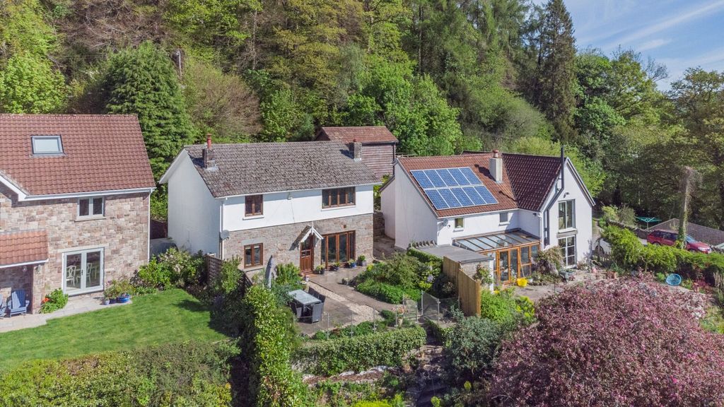 Property photo 1 of 27 P043508_01.Jpg