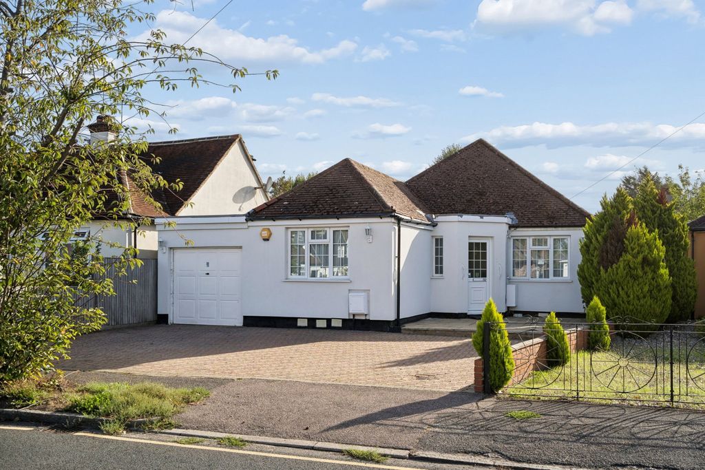 Property photo 1 of 16