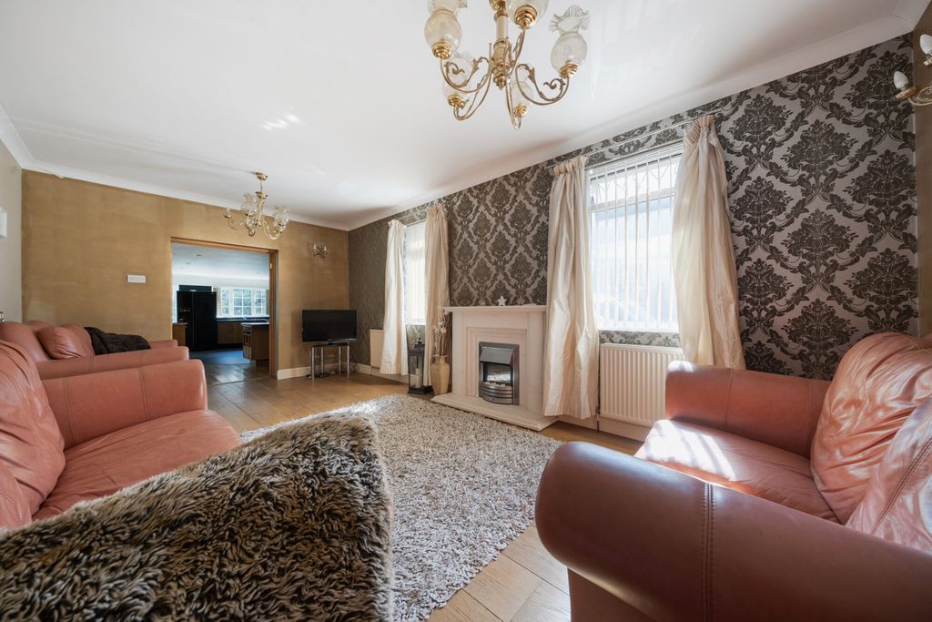 Property photo 2 of 20 Reception Room