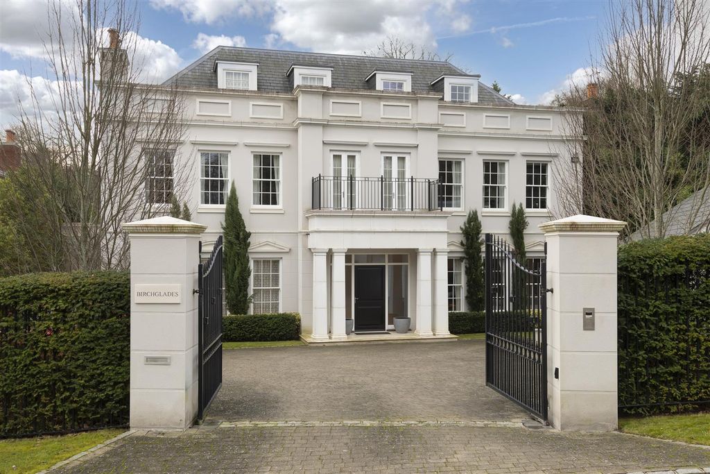 Property photo 1 of 34 Birchglades-57.Jpg