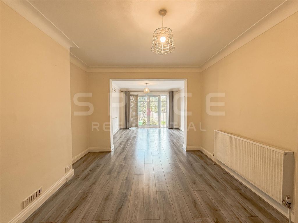 Property photo 2 of 33 Img_9517.Jpg