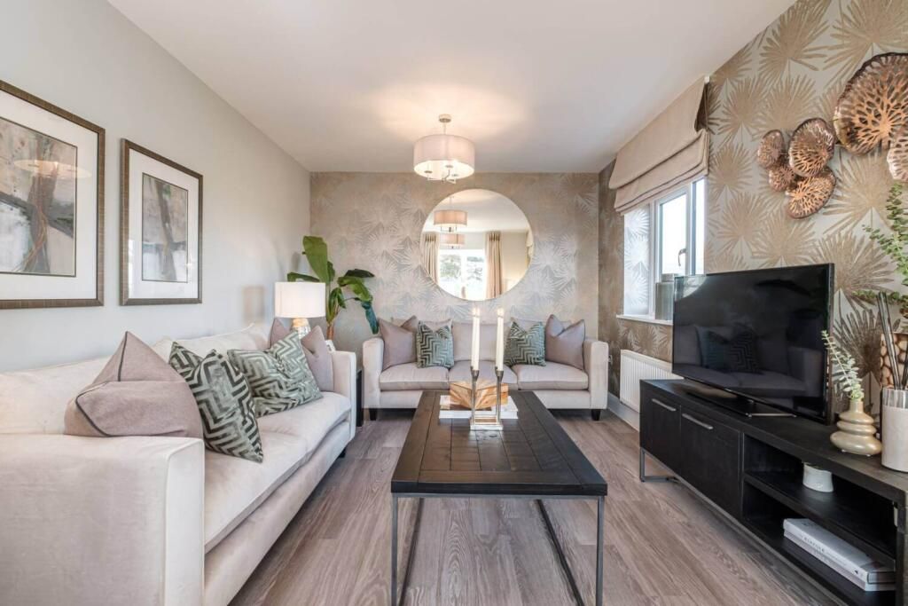 Property photo 3 of 8