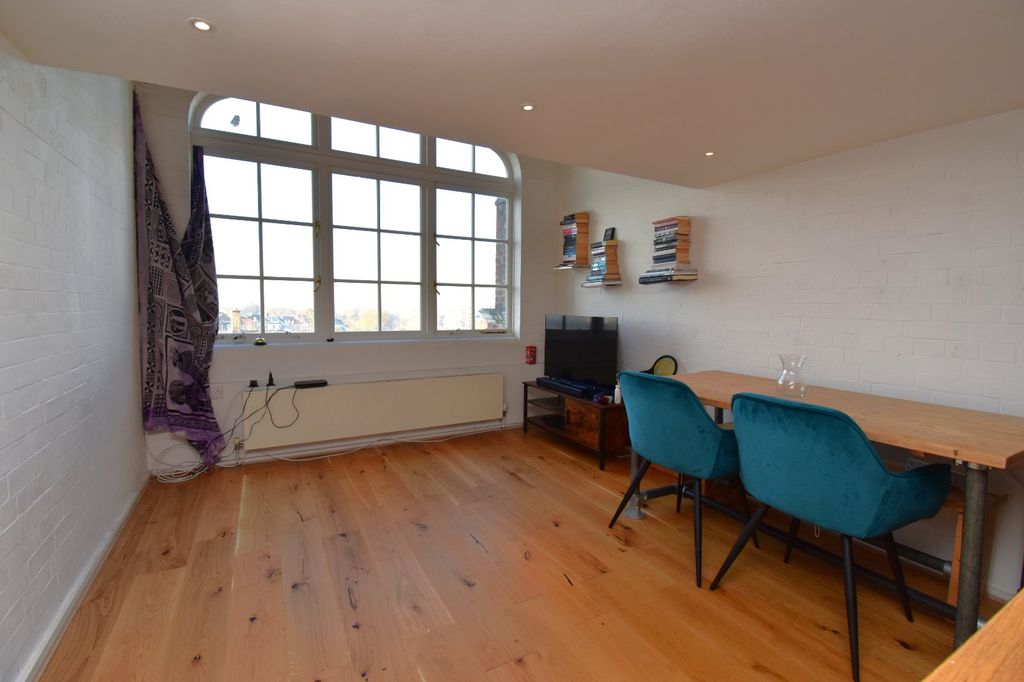 Property photo 3 of 10 Living Room 2.Jpg