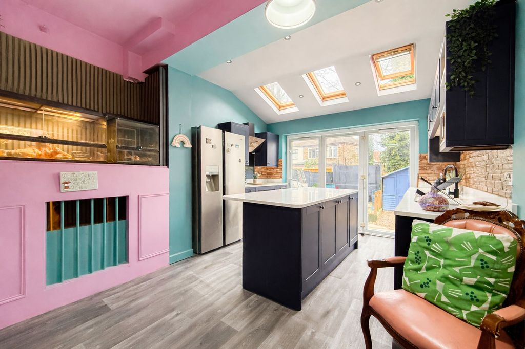 Property photo 2 of 15