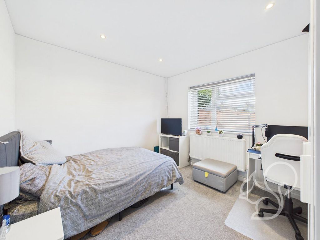 Property photo 3 of 25 Cam01659G0-Pr0333-Still001.Jpg