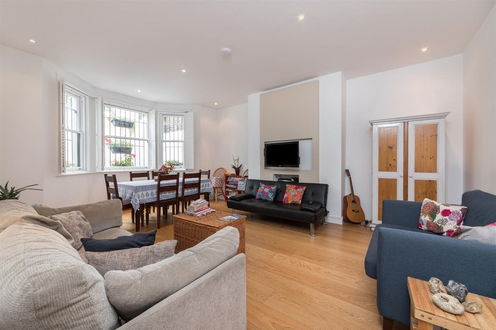 Property photo 1 of 7 Reception Room:
