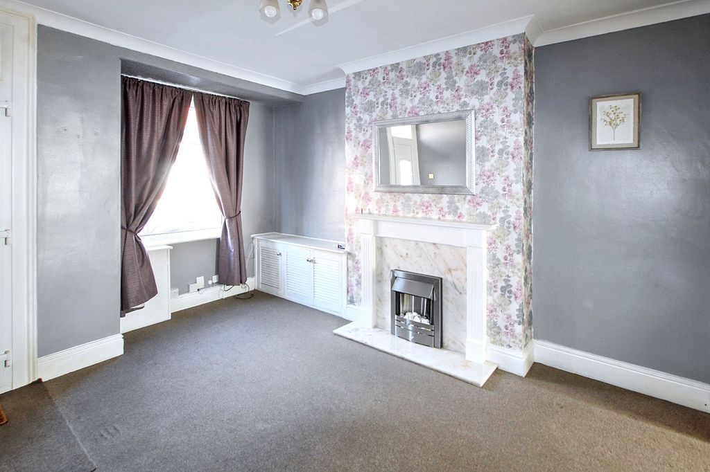 Property photo 3 of 23