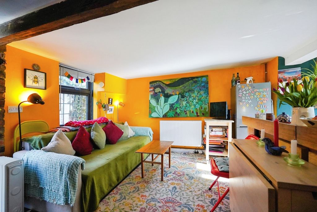 Property photo 2 of 17 Pbox-Img.Jpg