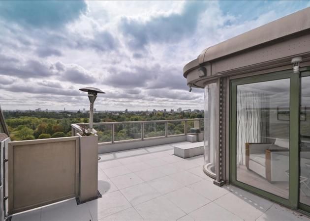 Property photo 1 of 10 21 Park St James - Terrace .Jpg