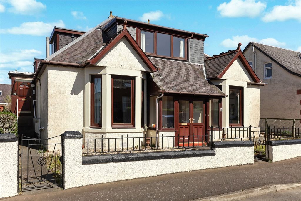 Property photo 1 of 14 Front