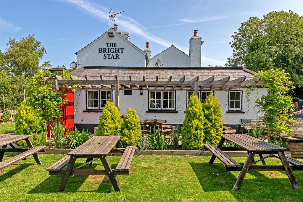 Property photo 3 of 18 Thebrightstar-66.Jpg