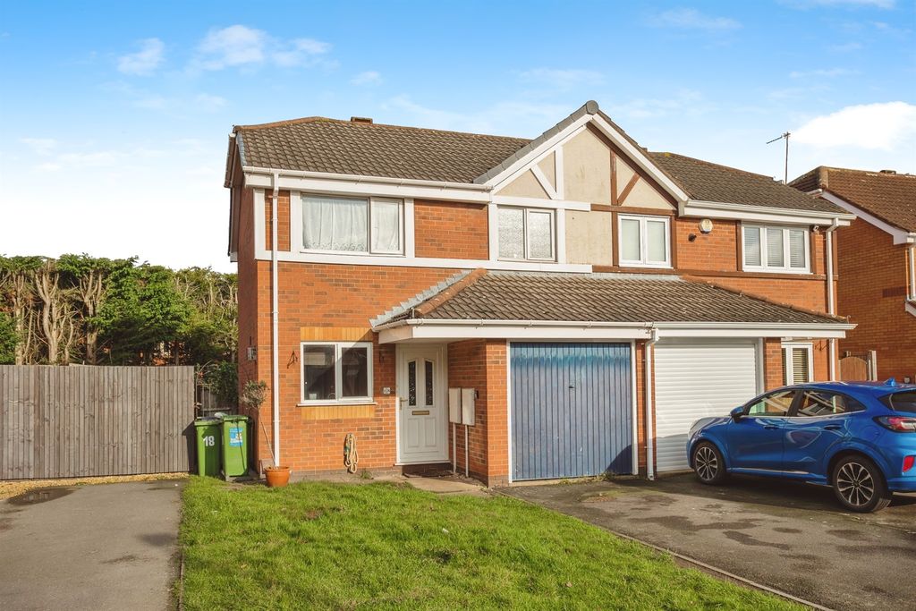 Property photo 2 of 20