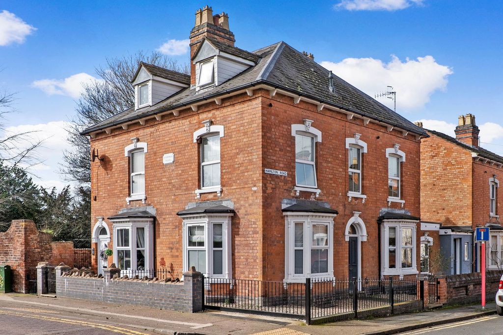 Property photo 1 of 15