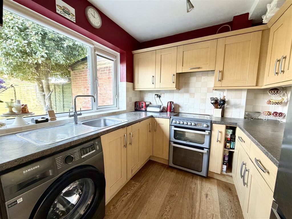 Property photo 3 of 13 Img_5395.Jpeg