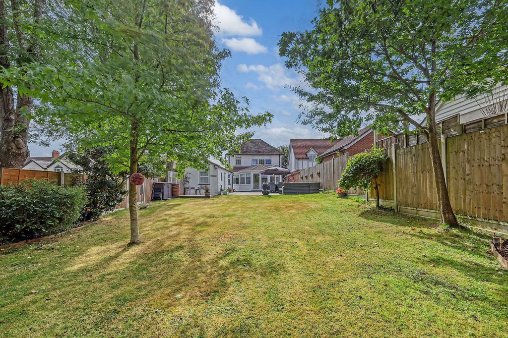 Property photo 3 of 48