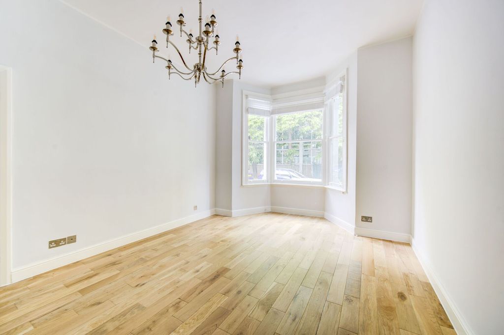 Property photo 1 of 21
