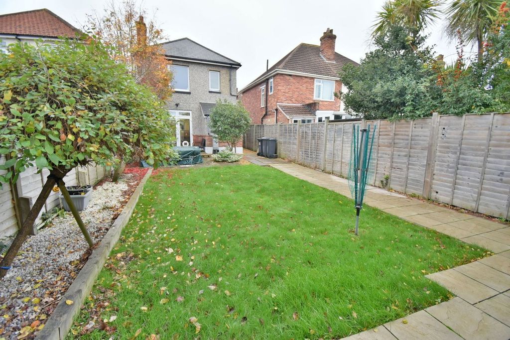 Property photo 3 of 22