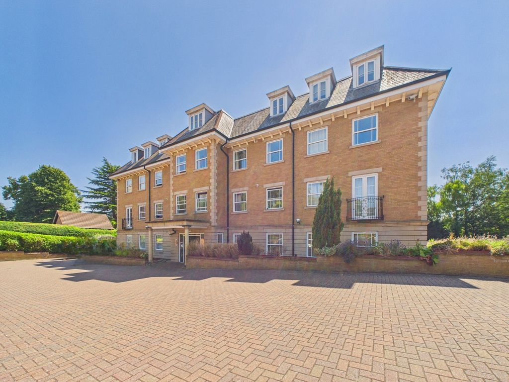 2 bed flat to rentPenthouse Apartment - Jubilee Mansions, Thorpe Road, Peterborough PE3
