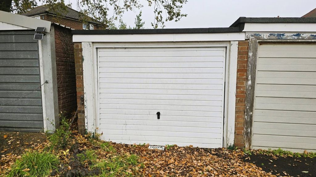 Property photo 3 of 14 Picture No. 31