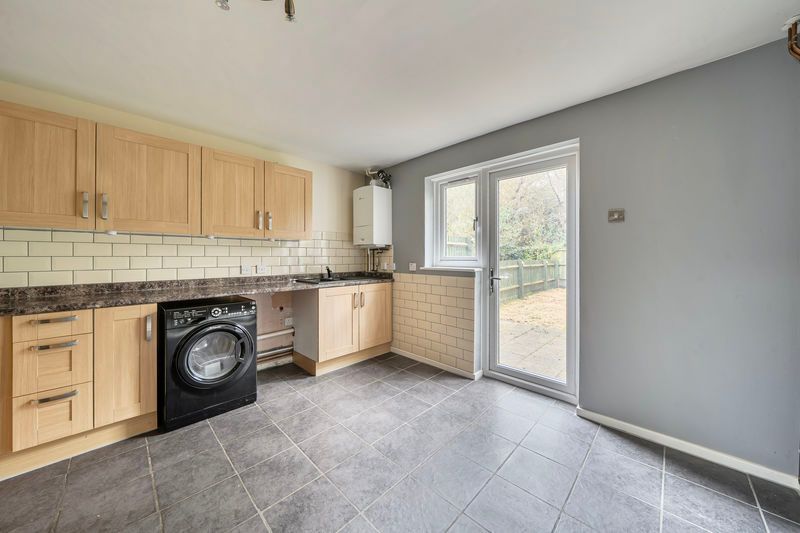 Property photo 2 of 12 Photo 3