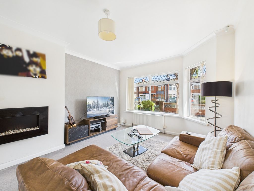 Property photo 2 of 15 4267144