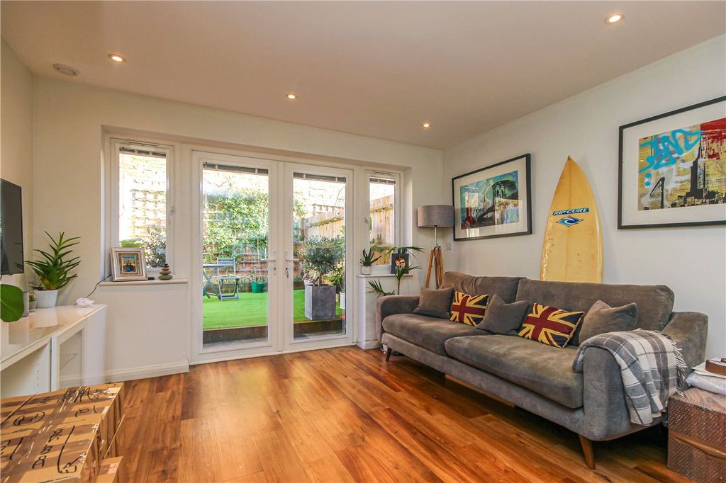 Property photo 2 of 10 Picture No. 07
