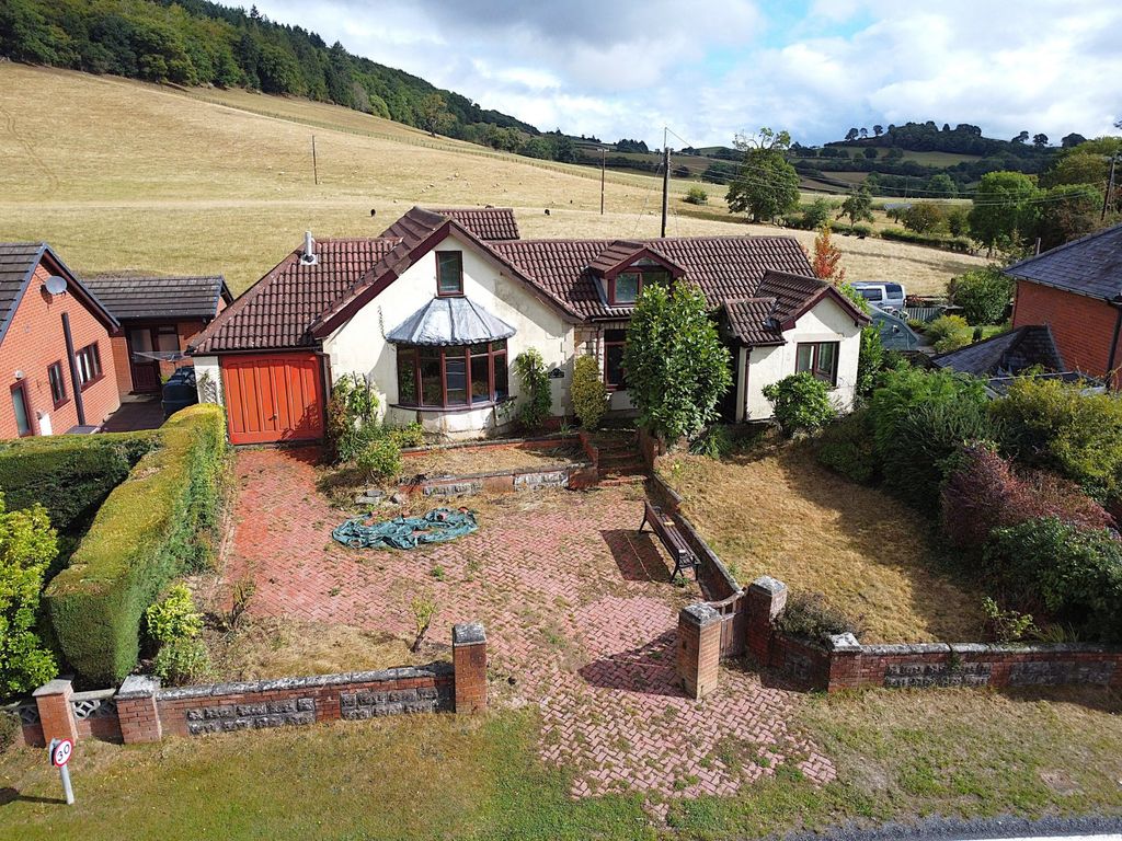 Property photo 1 of 22 Picture No. 28