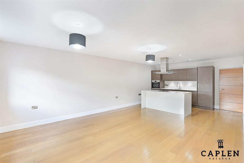 Property photo 2 of 9 Img_3878.Jpg
