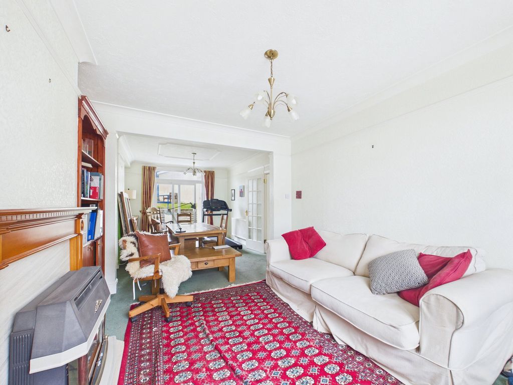 Property photo 3 of 21