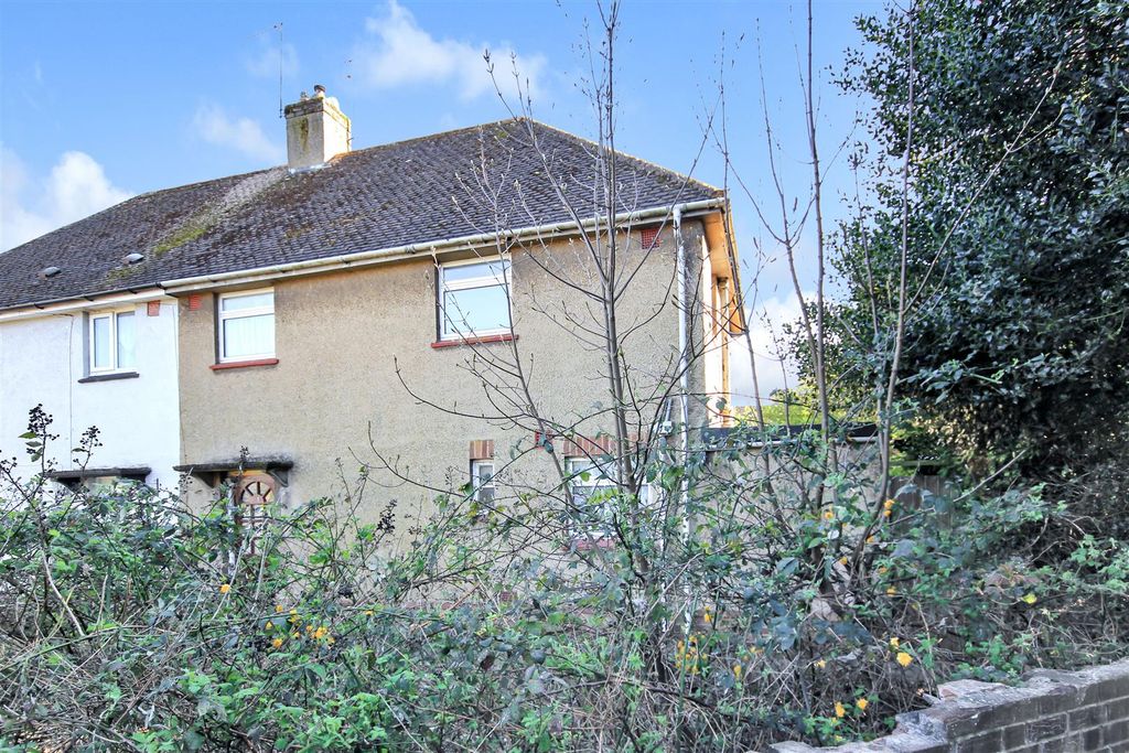 Property photo 1 of 9 Front.Jpg