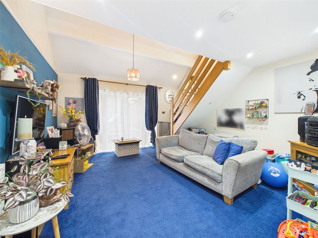 Property photo 2 of 13 Picture No. 08