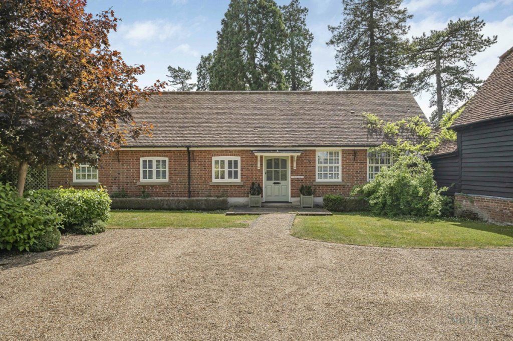 Property photo 1 of 27