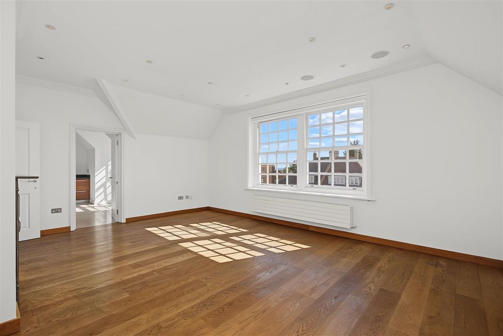 Property photo 1 of 12 1.Jpg