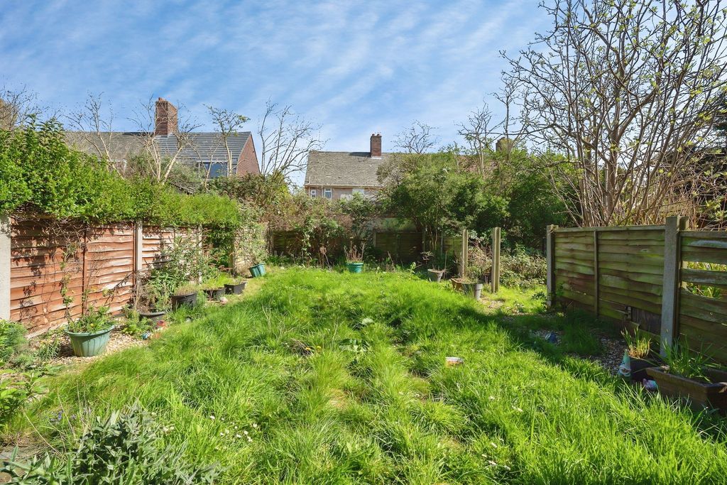 Property photo 2 of 22