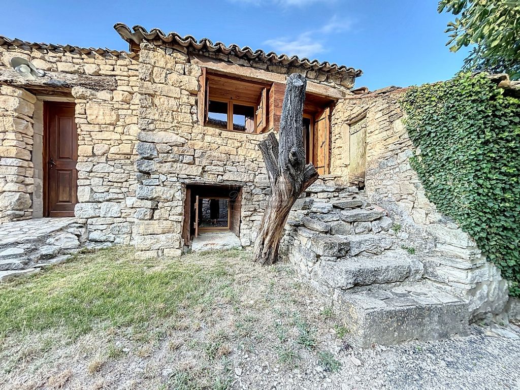 Property photo 1 of 12 House