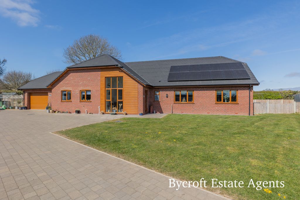 Property photo 2 of 23