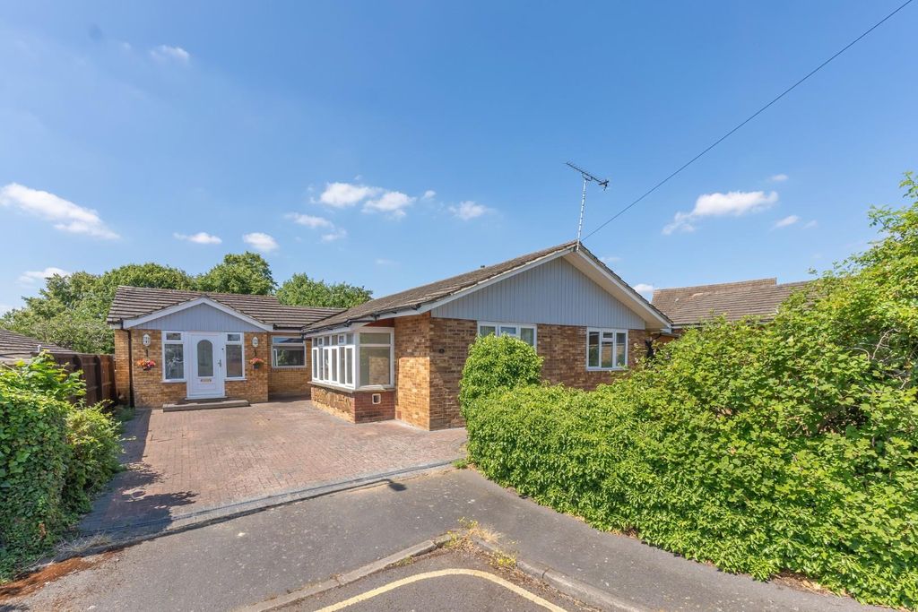 Property photo 1 of 18