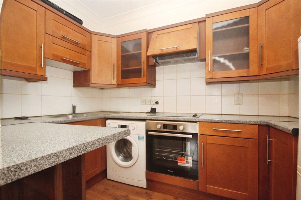 Property photo 3 of 15 Kitchen