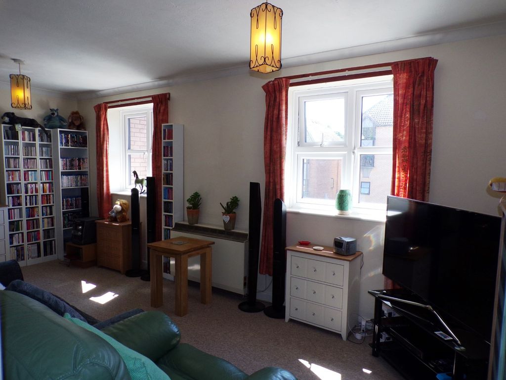 Property photo 2 of 7