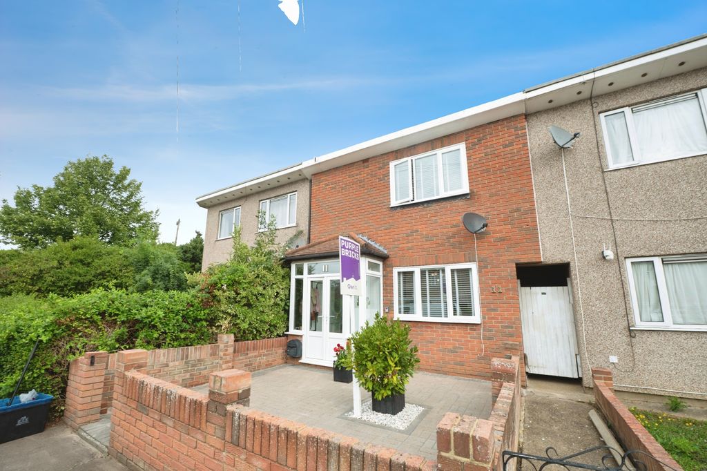 Property photo 2 of 20