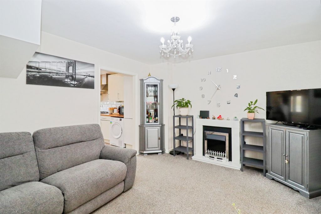 Property photo 3 of 17