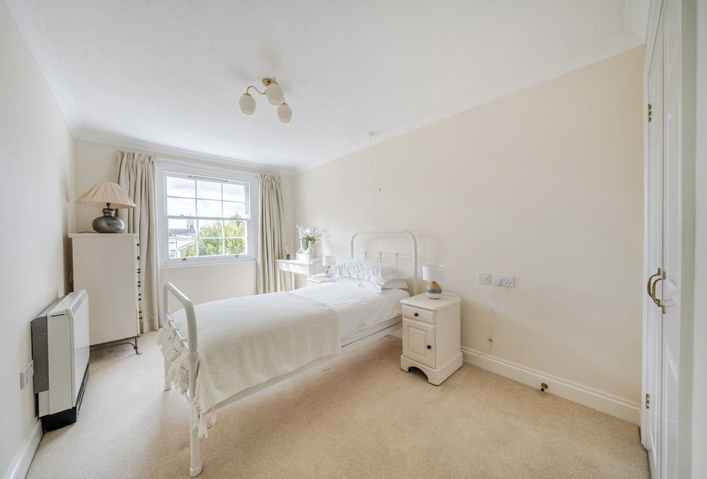 Property photo 3 of 10 1353141-29-68c957...