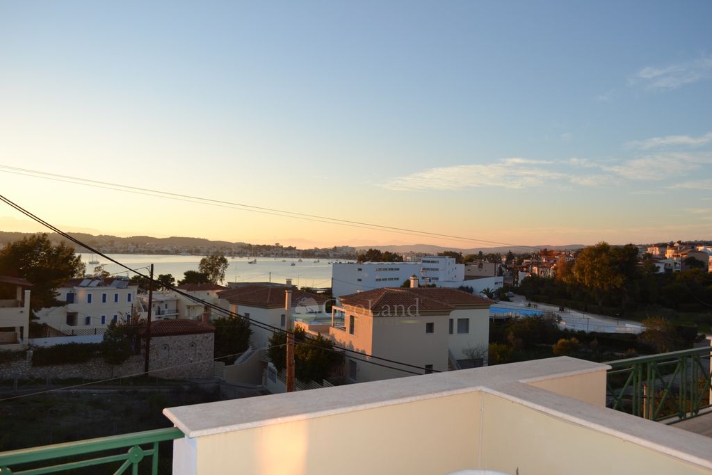 Property photo 2 of 29