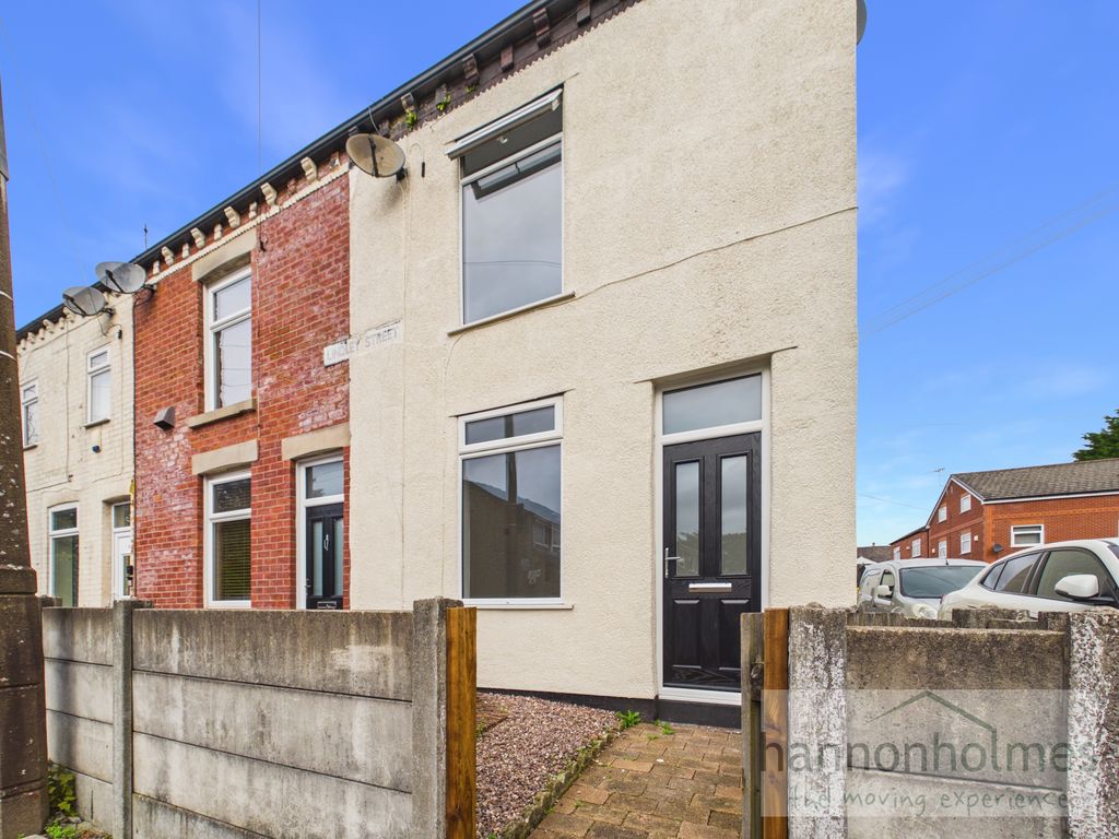 Property photo 1 of 24 Cam05283G0-Pr0248-Still026