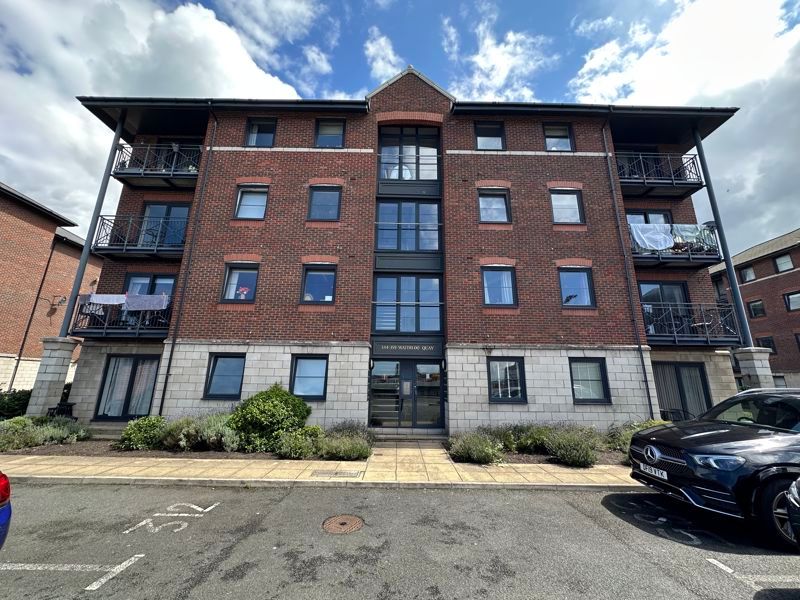 Property photo 2 of 11 Building Exterior