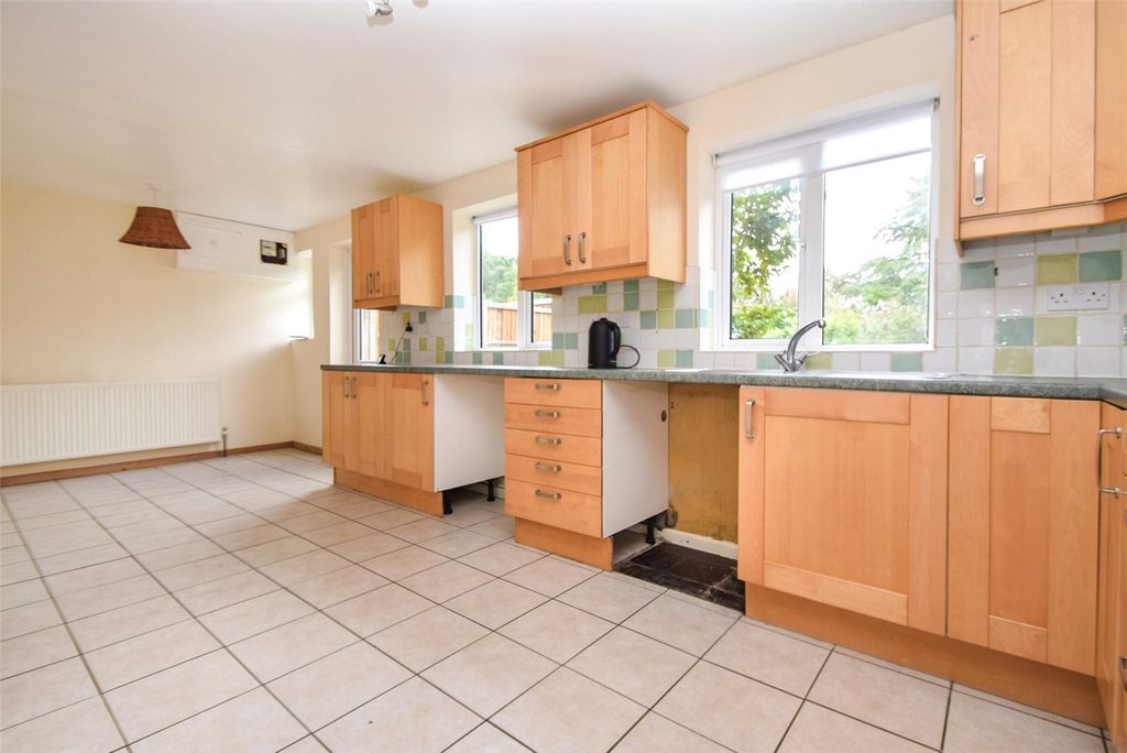 Property photo 2 of 19 Picture No. 11